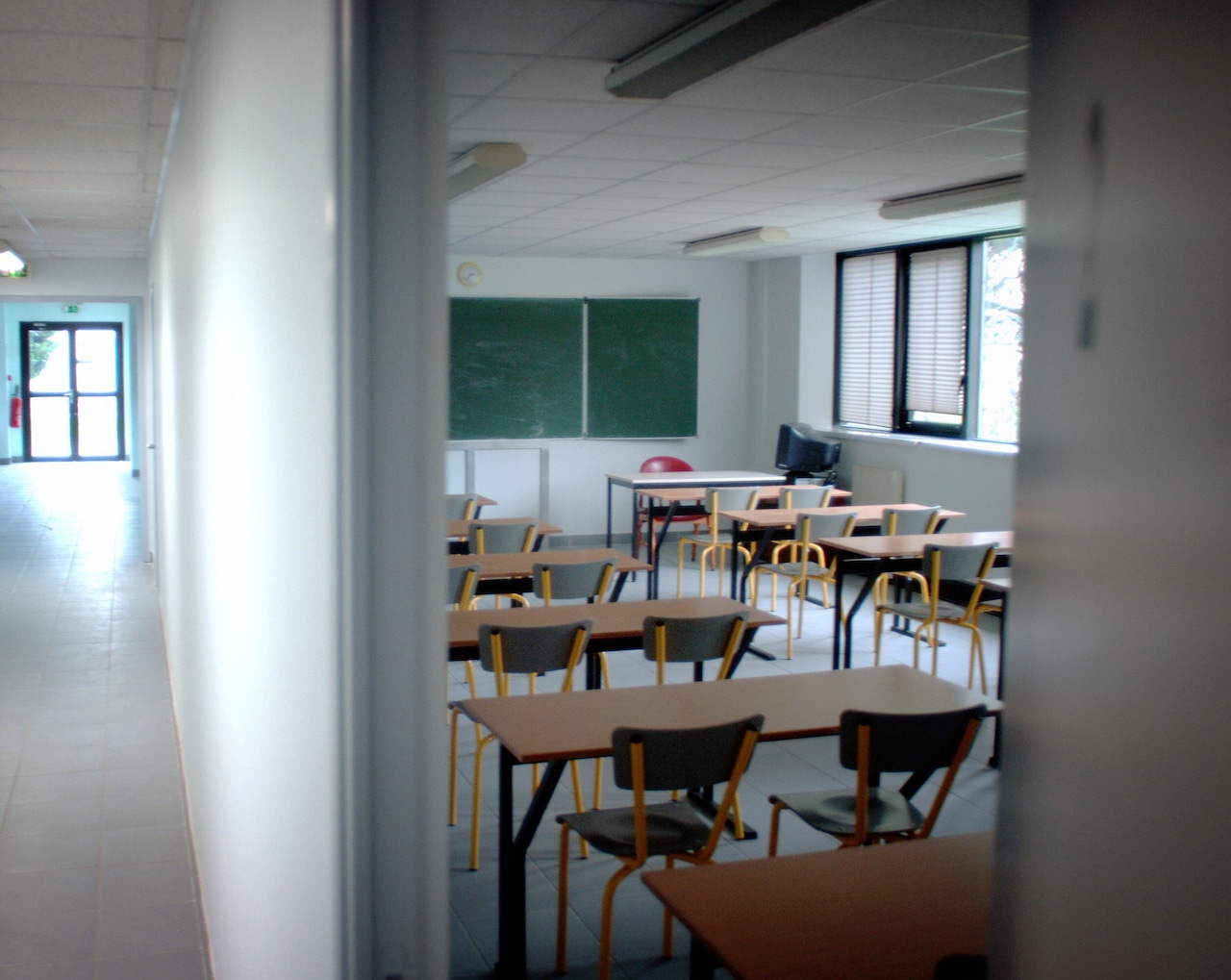 Notteagh's tweet card. Although the state has removed one restriction on student group sizes, it has retained an overly restrictive space-per-student requirement that will limit how many students can be at school on any...