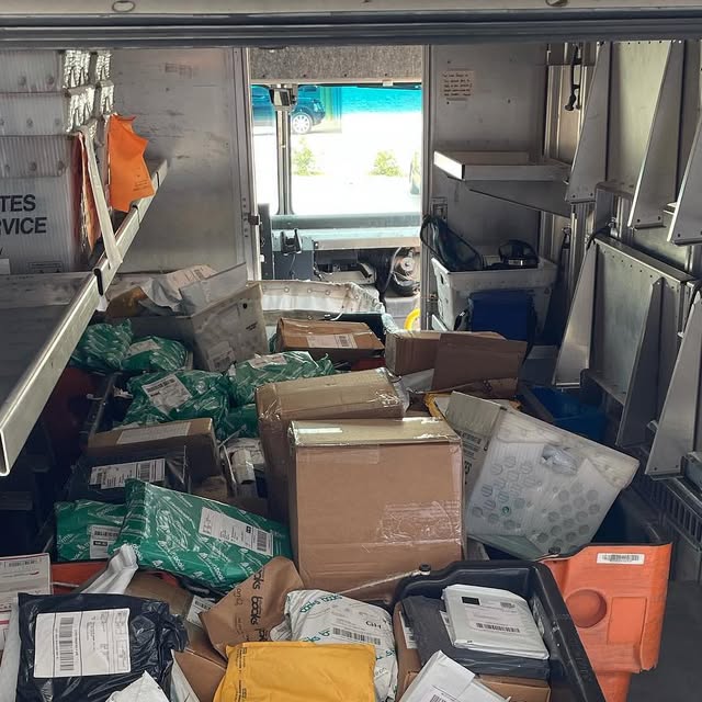 HokuForBiz's tweet card. HokuBook (@hoku_campus) • Instagram photo