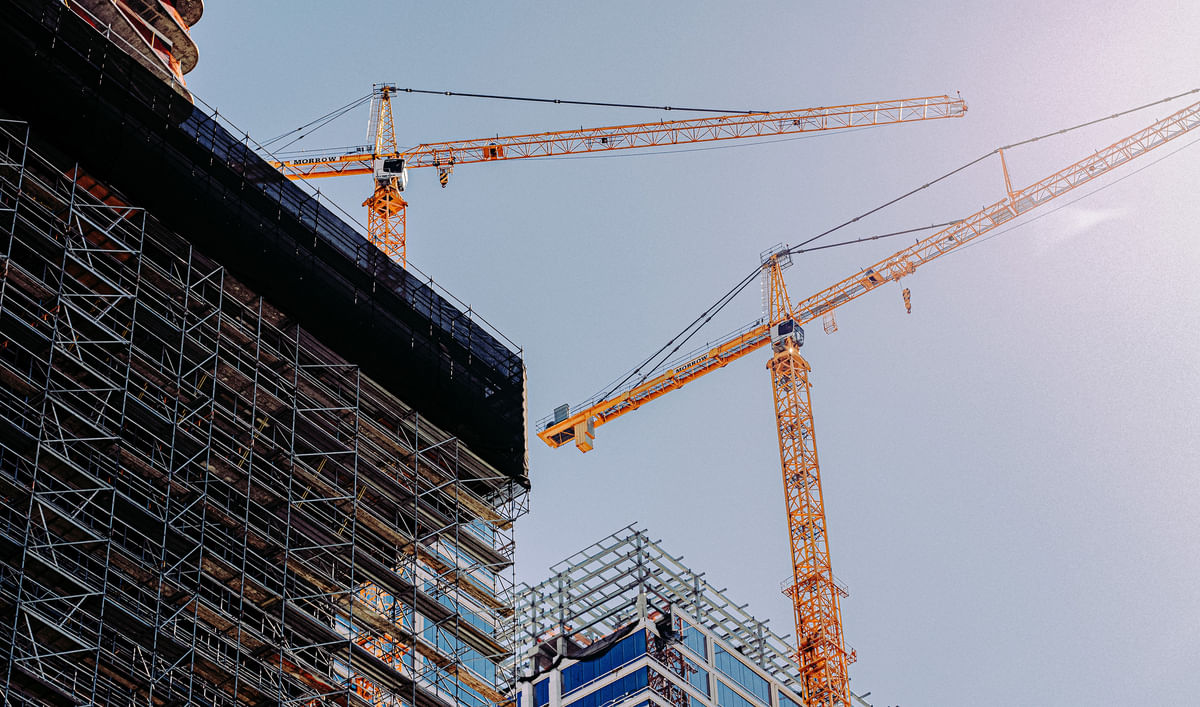 BlueBookNetwork's tweet card. March data from the Dodge Construction Network (DCN) has shown an increase in construction starts of 19% to what is now a three-month high despite concerns over the industry’s ties with Silicon...