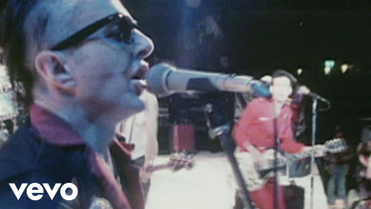SANS10400's tweet card. The Clash - Should I Stay or Should I Go (Live at Shea Stadium)