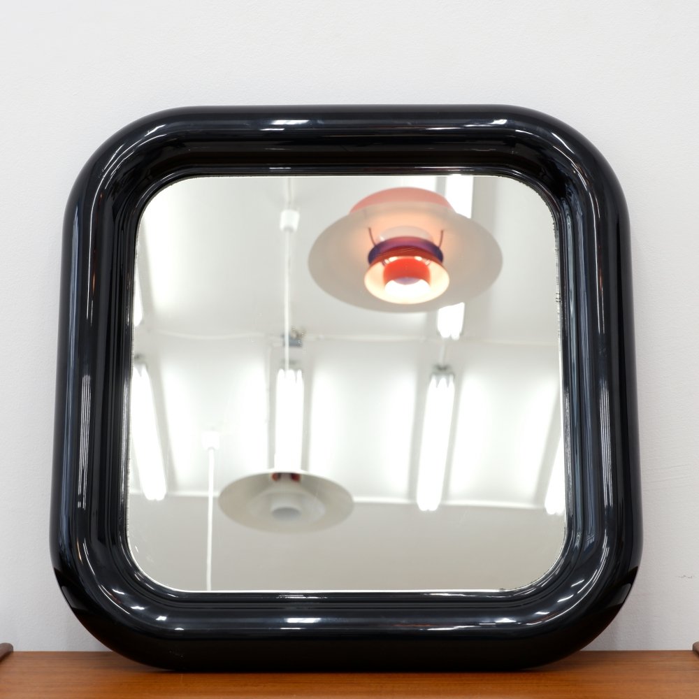 vntg_design's tweet card. Sold: 'Delfo' mirror by Sergio Mazza for Artemide | #237447