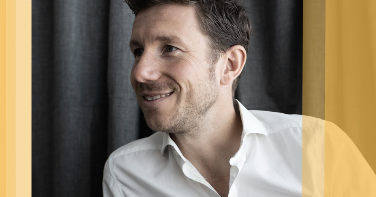 Intrinsifyme's tweet card. Unkonventionell, willensstark und “Erklärbär” – das waren die Stärken, die Mark Poppenborg angegeben hatte, als Nina Mülhens ihn danach fragte. Wie diese Stärken zustande kamen und was sie mit seiner...