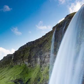 stoolaxx's tweet card. ‎STOOLAXX | اِستولَکس (@stoolaxx)‎ • Instagram photo