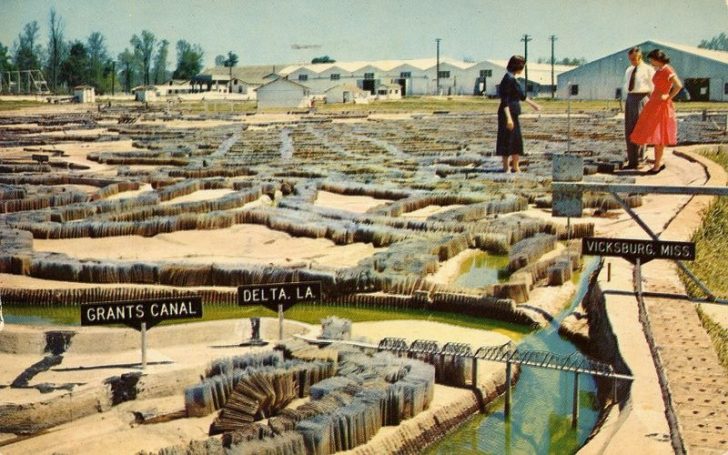 FlagModelMaking's tweet card. Early in 1927, it began to rain in the Midwest. It kept raining all spring, and the Mississippi River became the collection point for this rainfall and the previous winter’s snowpack. As early as...