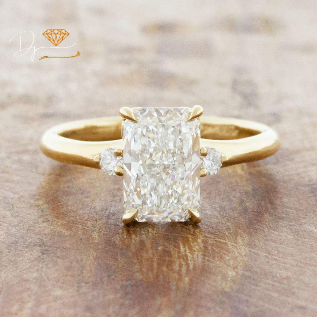 diffny14563's tweet card. This Engagement Rings item is sold by DiffNYJewels. Ships from Rutherford, NJ. Listed on Oct 29, 2025