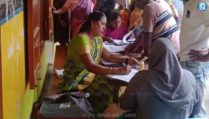 DinakaranNews's tweet card. வாக்காளர் பட்டியல், சிறப்பு, தீவிர திருத்தம், உதவி மையம், இன்றுடன் முடிவு