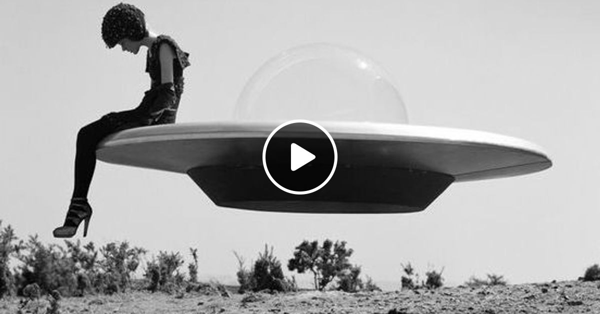 JoostLeeuwen's tweet card. Halloween Dance Mix - october 2020