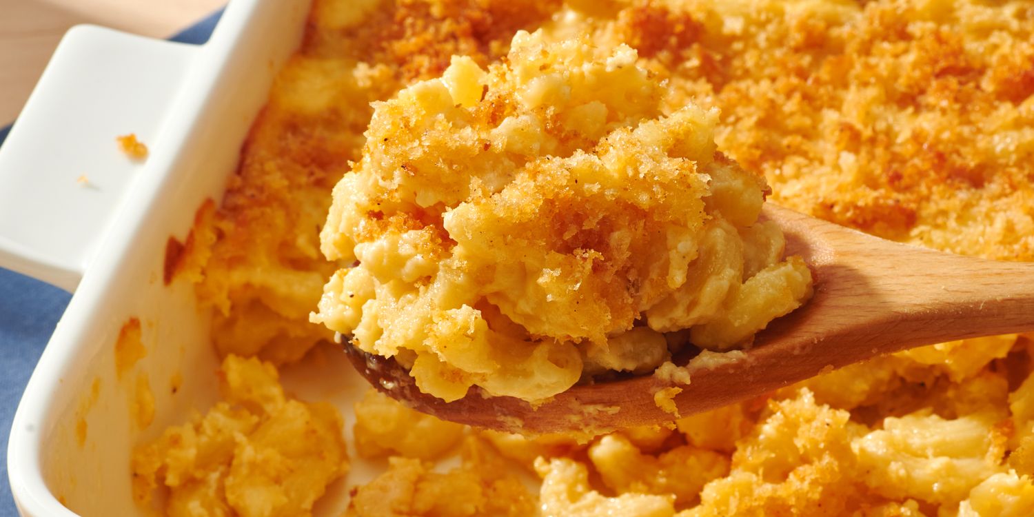 FollowFollowBot's tweet card. Homemade mac and cheese made with tender macaroni pasta in a decadent creamy cheese sauce topped with bread crumbs and baked until bubbling and delicious.