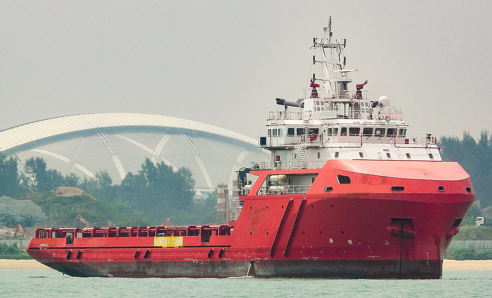 TheShippingGuru's tweet card. On offer is a 2019 built pure PSV with good machinery and capacities. Currently awaiting orders on the Singapore anchorage. Available for time charters or sale.Blt: 2019 ChinaL/B/D:78.51m/18.4m/7.8...