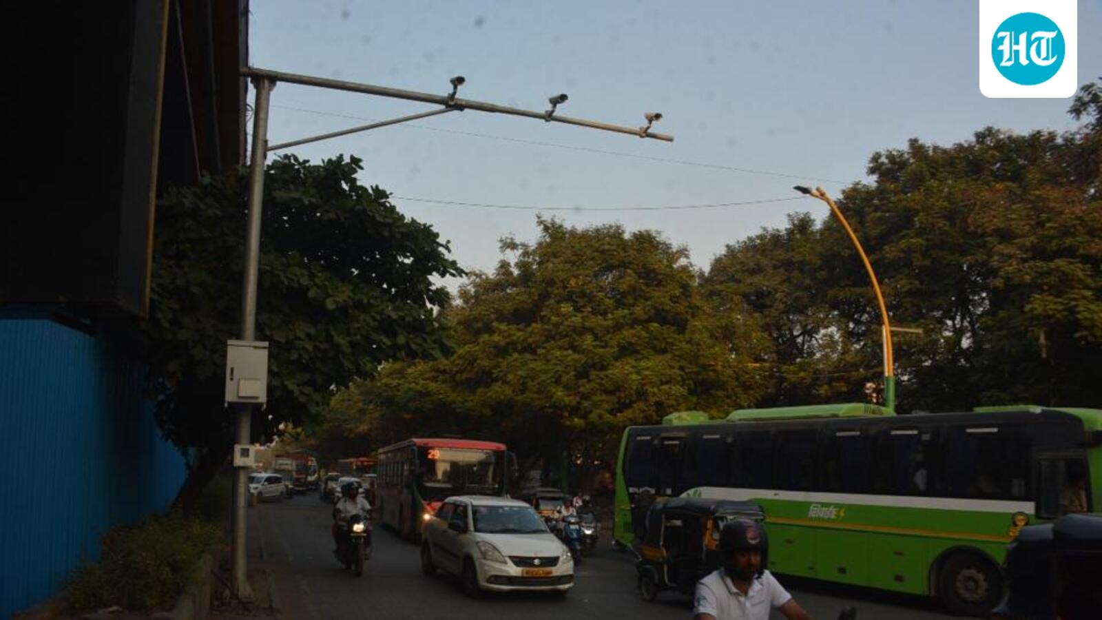 kaptan83's tweet card. After over 16,000 challans were issued to traffic rules violators in September, violations sharply declined by 46% in October and 55% in the first half of November at one of Thane’s busiest interse...