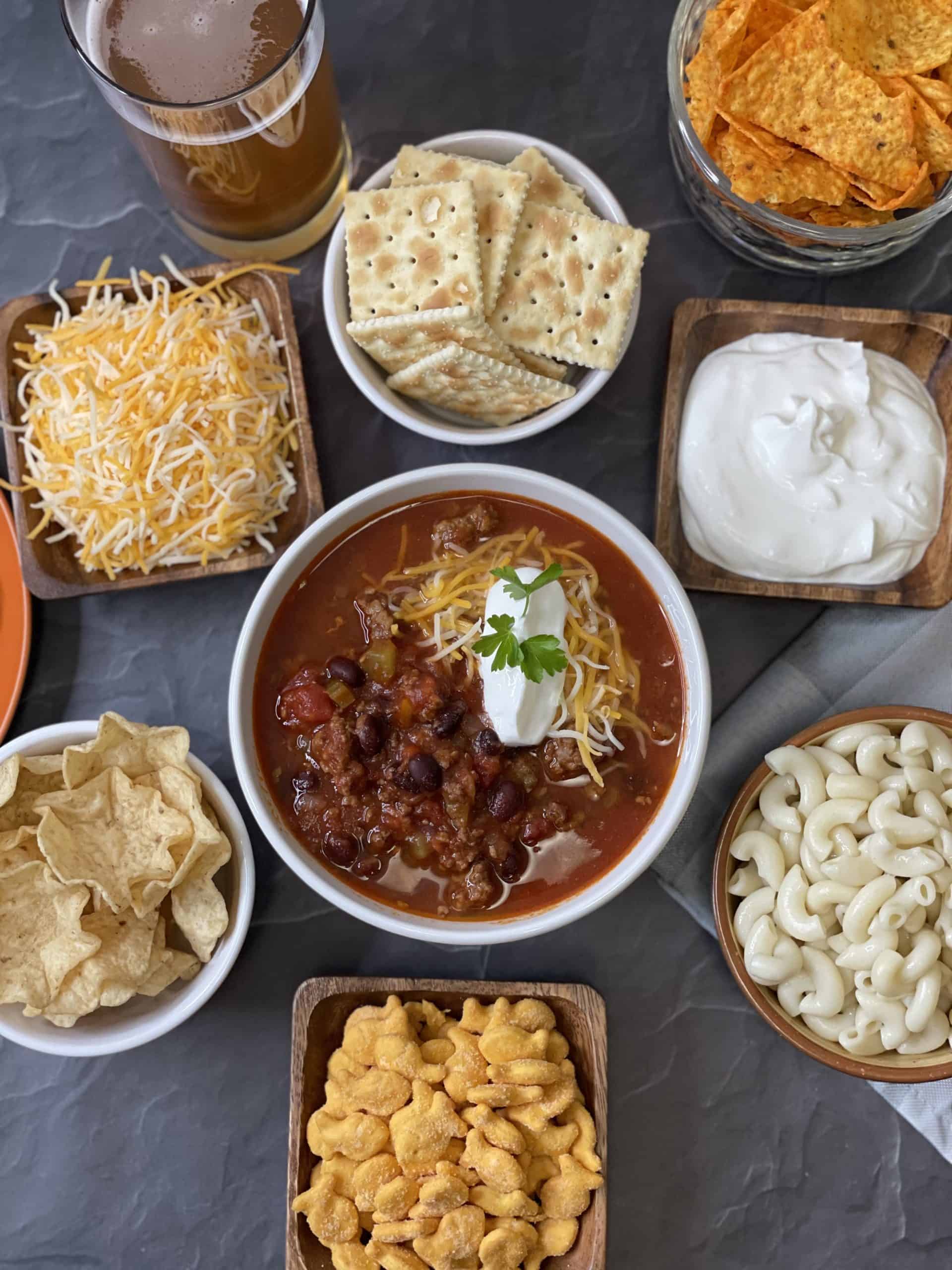 Paula_CallMePMc's tweet card. This Best Venison Chili Recipe is loaded with flavorful vegetables and slow cooked to perfection!! Having an avid hunter husband, ground venison is in abundance at our house.