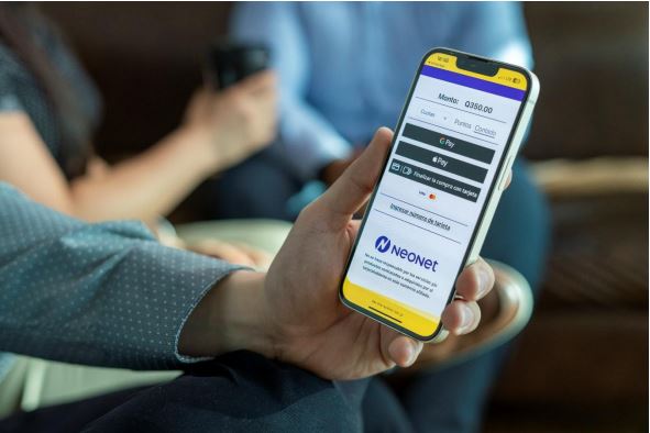 CanalAntigua's tweet card. Guatemala, 2025. NeoNet, empresa líder en innovación en la industria de medios de pago electrónico, lanza una manera innovadora de potenciar las ventas en línea a través de su NeoExperiencia. Esta...