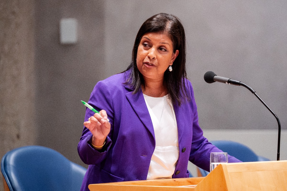 NieuwRechtsNL's tweet card. De Nederlandse pensioenfondsen hebben in vijf jaar tijd ruim 90 miljard euro verloren op rentederivaten. Dat blijkt uit antwoorden van de regering op Kamervragen van Martin van Rooijen (50PLUS). De...