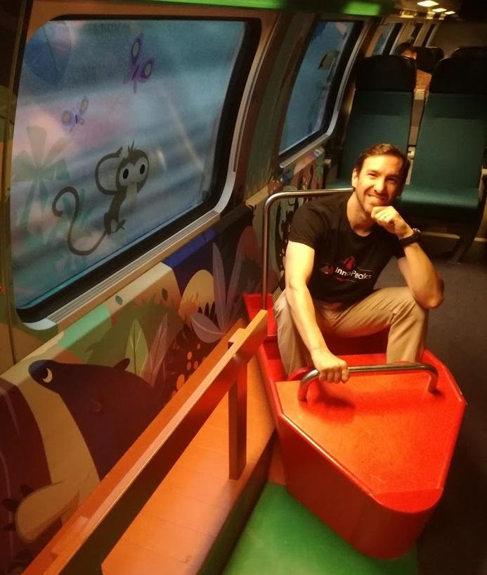 jerome_vasa's tweet card. I usually get inspired while outdoors & active: hiking in the Alps, biking in the Jura or along lake Léman, sitting by the campfire once the tent is up... but who new some day... travelling by train,...