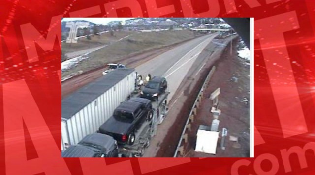 MedfordALERT's tweet card. Ashland, Oregon- A major crash has forced the closure of Interstate 5 northbound between the California border and Ashland, spanning mileposts 1 to 8. The Oregon Department of Transportation (ODOT)…