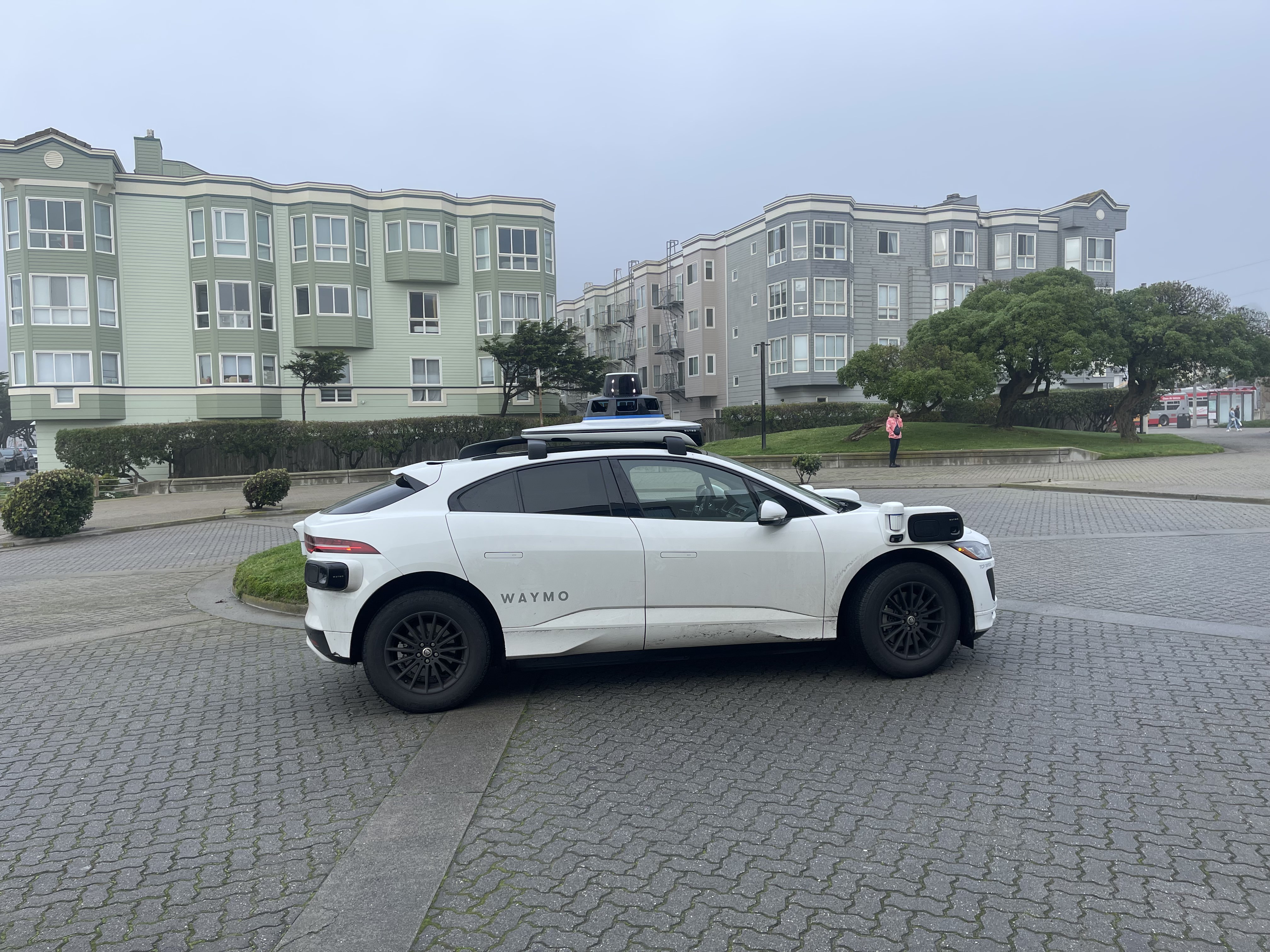 ethanteicher's tweet card. Do Americans even understand that posted speed limits aren't advisory?