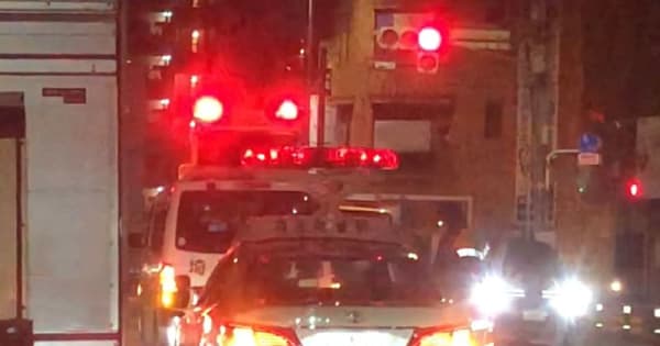 miyoshiiii's tweet card. 埼玉県警吉川署は2日、監禁と不同意性交の疑いで、群馬県安中市郷原、自称アルバイトの男（21）を逮捕し...