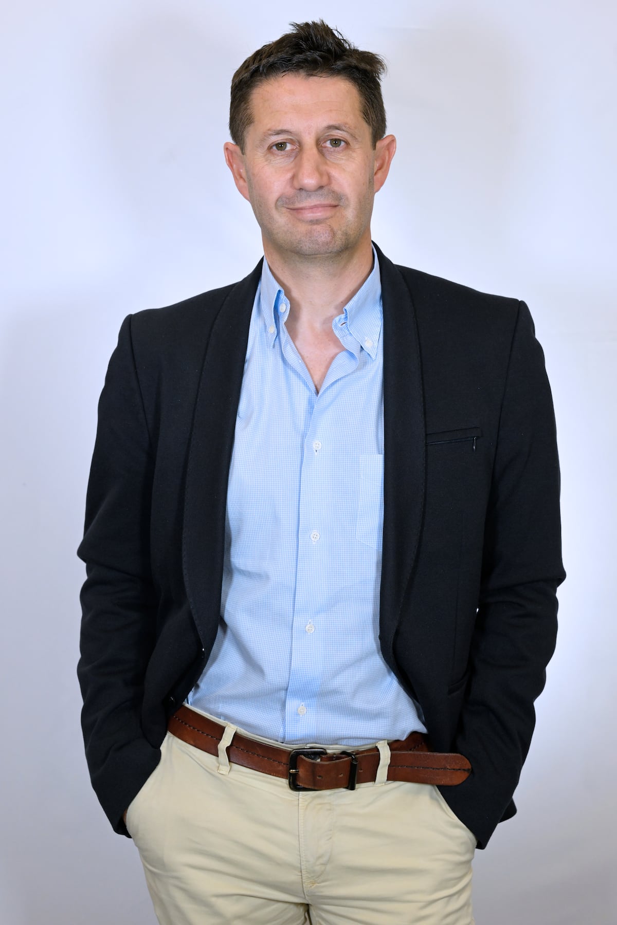 WCapitalRiesgo's tweet card. La agencia digital, que quiere incorporar empresas con tecnologías de IA, prevé alcanzar unos ingresos de 220 millones en 2025 y un ebitda de 20 millones