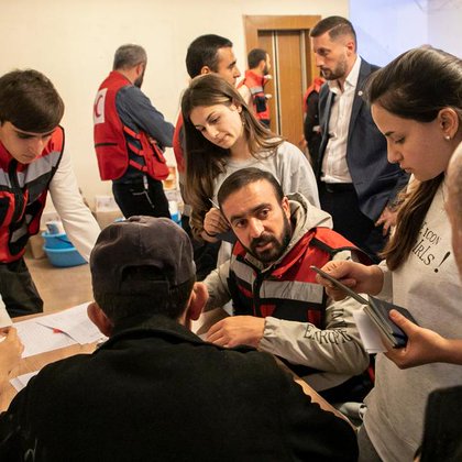 Tweet card summary image