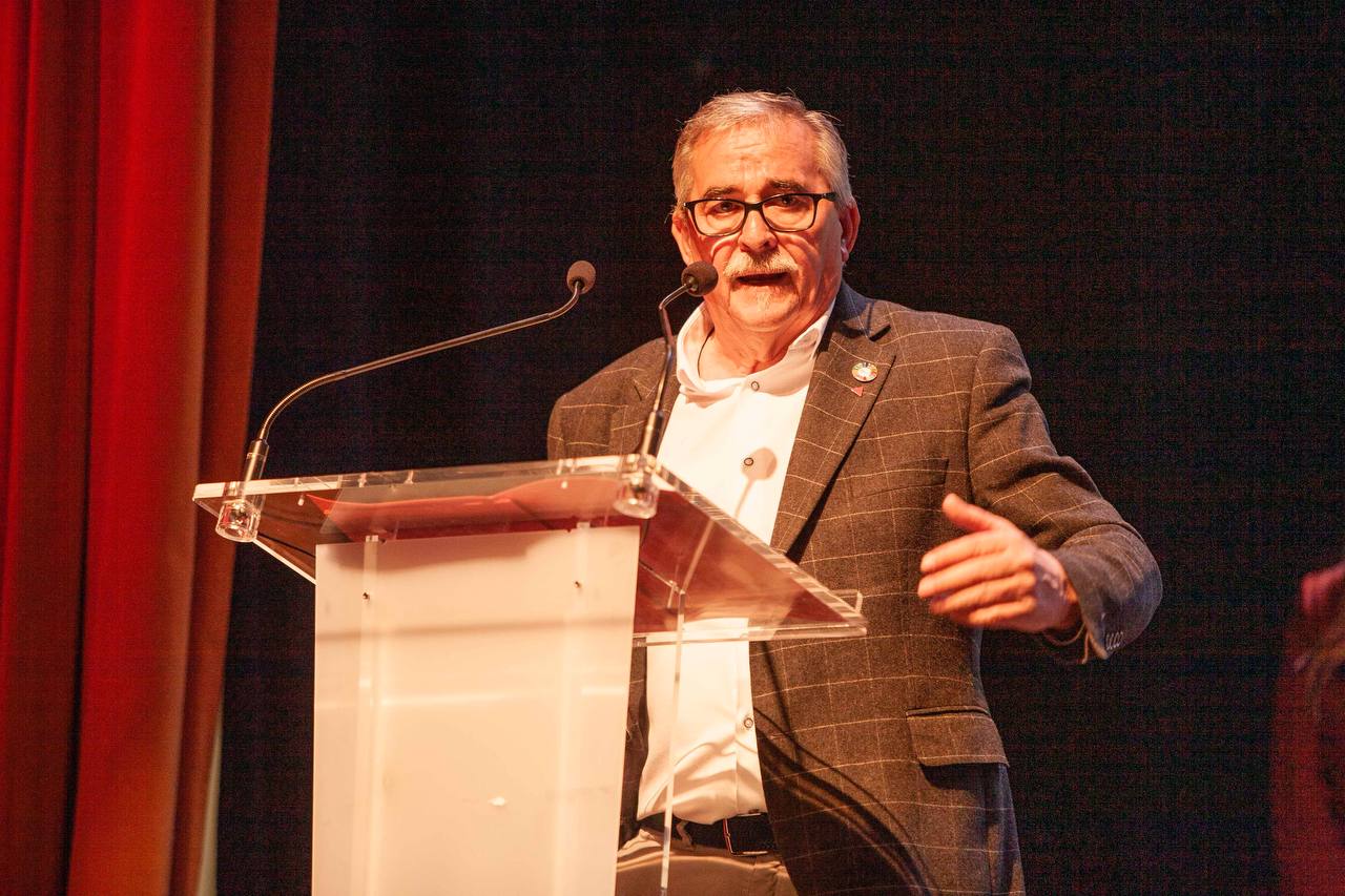 JuanGPonte's tweet card. Se cumplen dos años del fallecimiento del minero, sindicalista, impulsor del asociacionismo cultural y alcalde de Mieres.