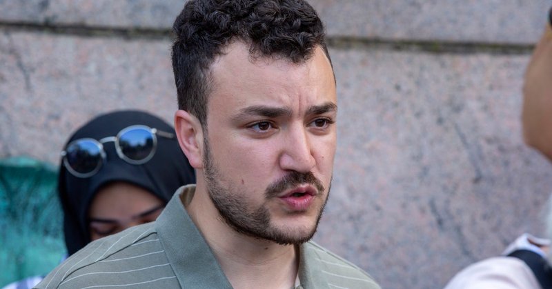 Tweet card summary image