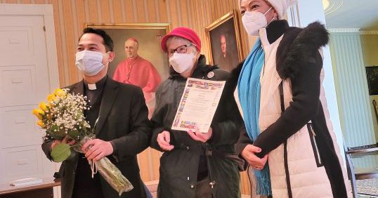 Tweet card summary image