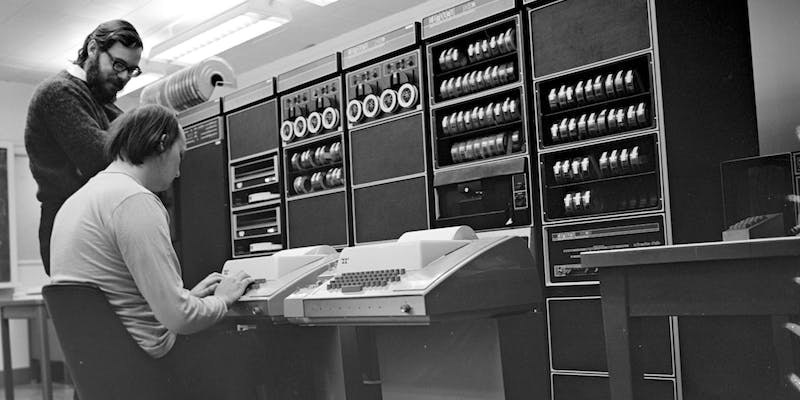 HackCapital's tweet card. Startups build software to solve their customers’ problems rather than using bought IT to streamline their internal processes.