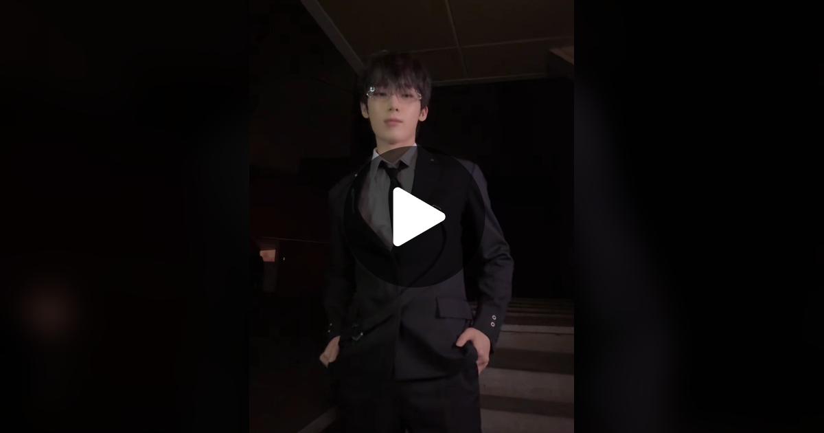 ENHYPEN_members's tweet card. 좋아요 7934개, 댓글 824개가 있습니다. "⭐"