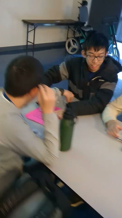 goandmath's tweet card. 20251106 Jones Weiqi 1 PXL 20251106 145712498 TS