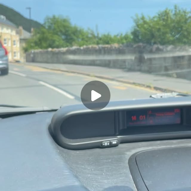 Sewing_Circus's tweet card. Sewing Circus (@sewing_circus) • Instagram photos and videos