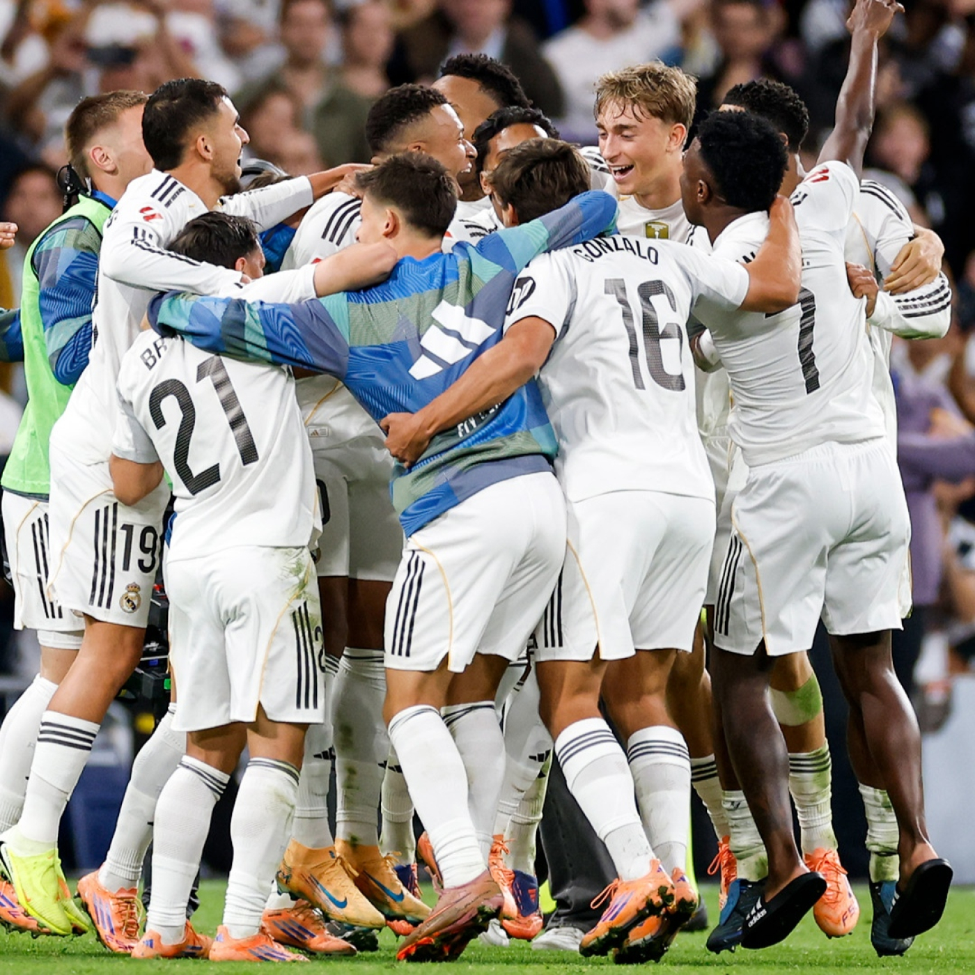 MeritoRMCF's tweet card. Un gran programa para honrar un gran partido del Real Madrid. Una tertulia multitudinaria para comentar desde todos los ángulos posibles. Mucha táctica, nombres destacados y seis maneras diferentes...