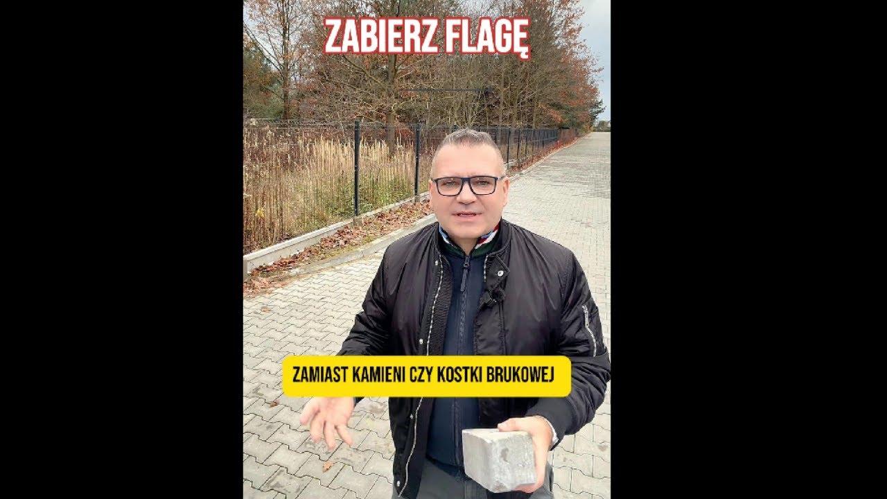 MacKarczynski's tweet card. Koktajle Mołotowa,kamienie i policyjne zabezpieczenie #bezpieczeństwo...