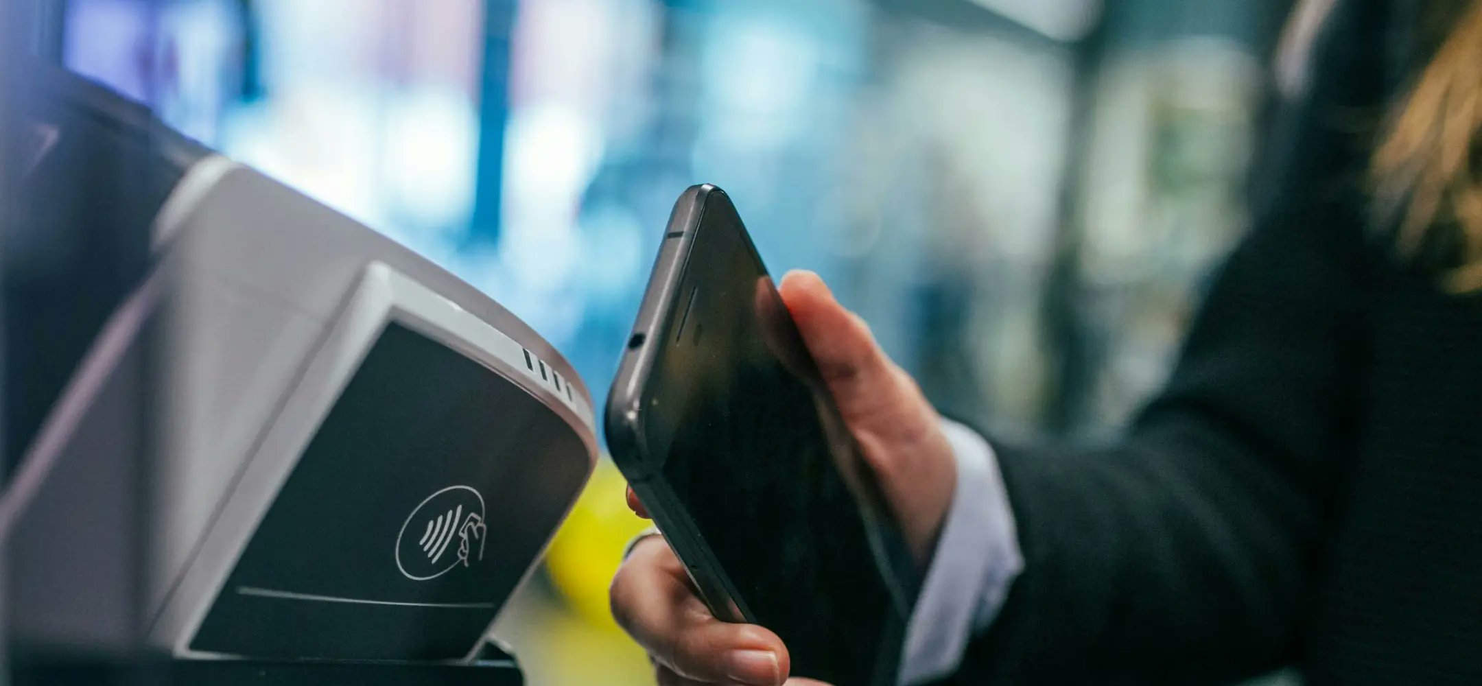 SP_Index's tweet card. The High-Stakes World of Fintech Recruitment Recruiting in the fintech sector comes with unique challenges. Rapidly growing start-ups, digital-first banking, and innovative financial products mean...