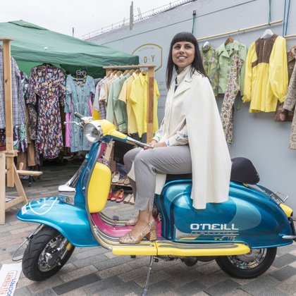 Tweet card summary image