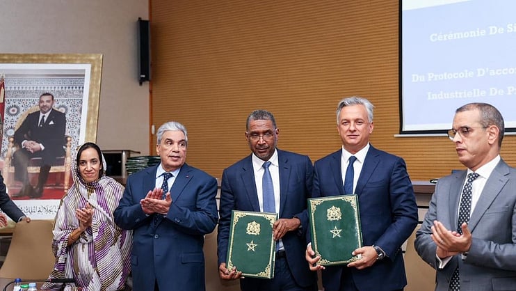 TaiyangNews's tweet card. Morocco has unveiled plans for its maiden green polysilicon manufacturing plant with an annual production capacity of 30,000 tons. The country’s Ministry of Inv