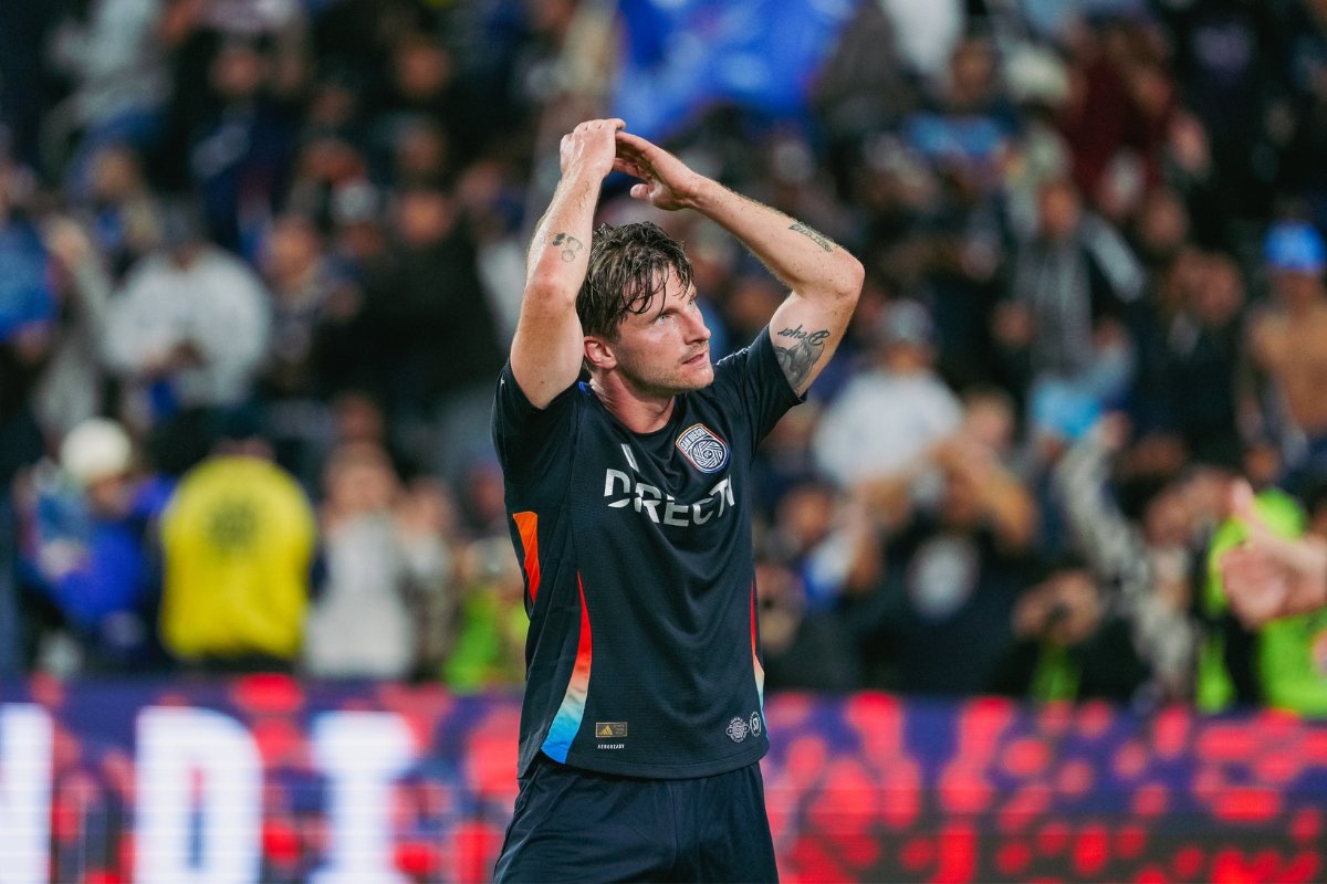 DanielSaadeSD's tweet card. San Diego FC buscará seguir haciendo historia en su temporada inaugural cuando enfrente a los Vancouver Whitecaps en la final de la Conferencia Oeste. El equipo llega motivado tras vencer 1-0 a...