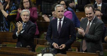 TorontoStar's tweet card. Mark Carney's minority Liberals narrowly passed their first budget with a vote of 170-168.