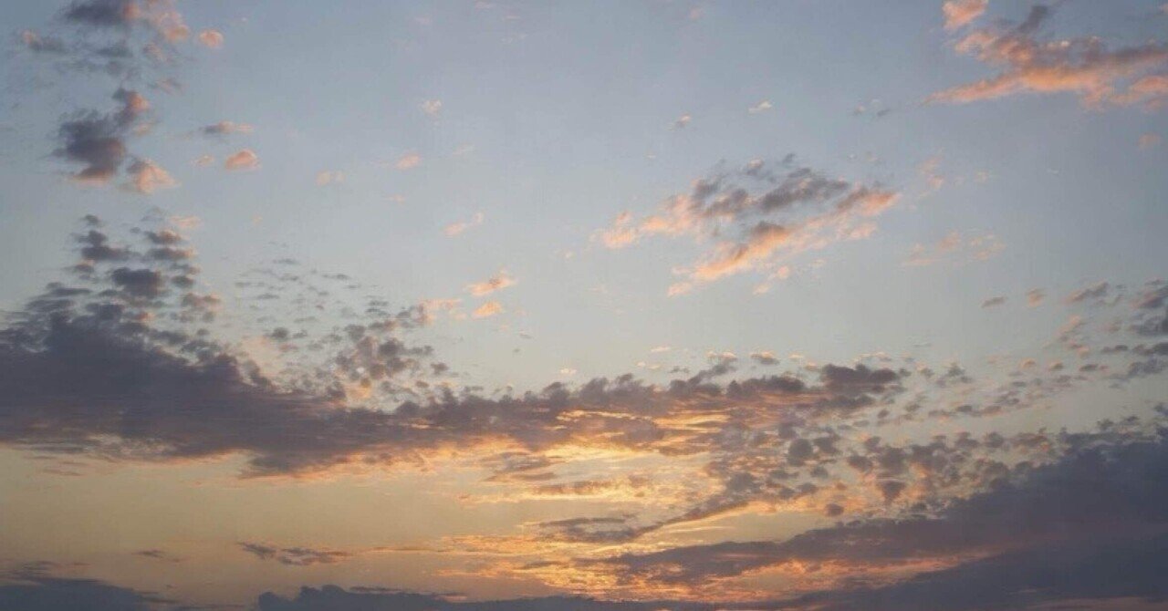 algo418's tweet card. 「妥協してでも、間に合わせるから」。 その一言で、僕は大切な映像をひとつ失った。 そこにあるのは「どんな映像をつくりたいの？」という原点の問い。正直、ずっと逃げてきた。受け身で依頼に流され、好きだったはずの映像が、ただの作業に変わっていくのが怖かった。 ここから、少し昔の話。 ⸻⸻ 高校1年生。家の近くにできたゲオで『インデペンデンス・デイ』という映画に魅了され、映画づくりを志しました。...