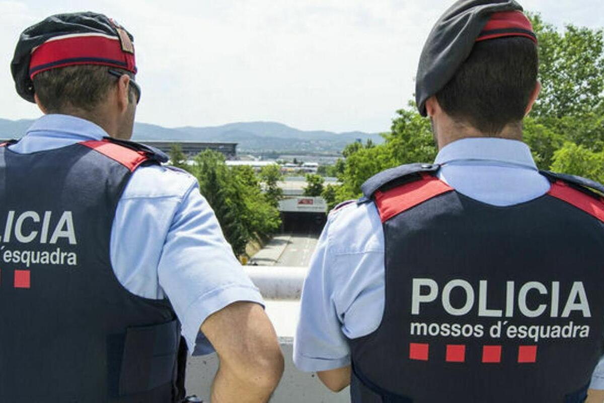 gaceta_es's tweet card. Entre las víctimas figuran jóvenes, mujeres adultas y hasta bebés de pocos meses, lo que ha disparado la preocupación vecinal