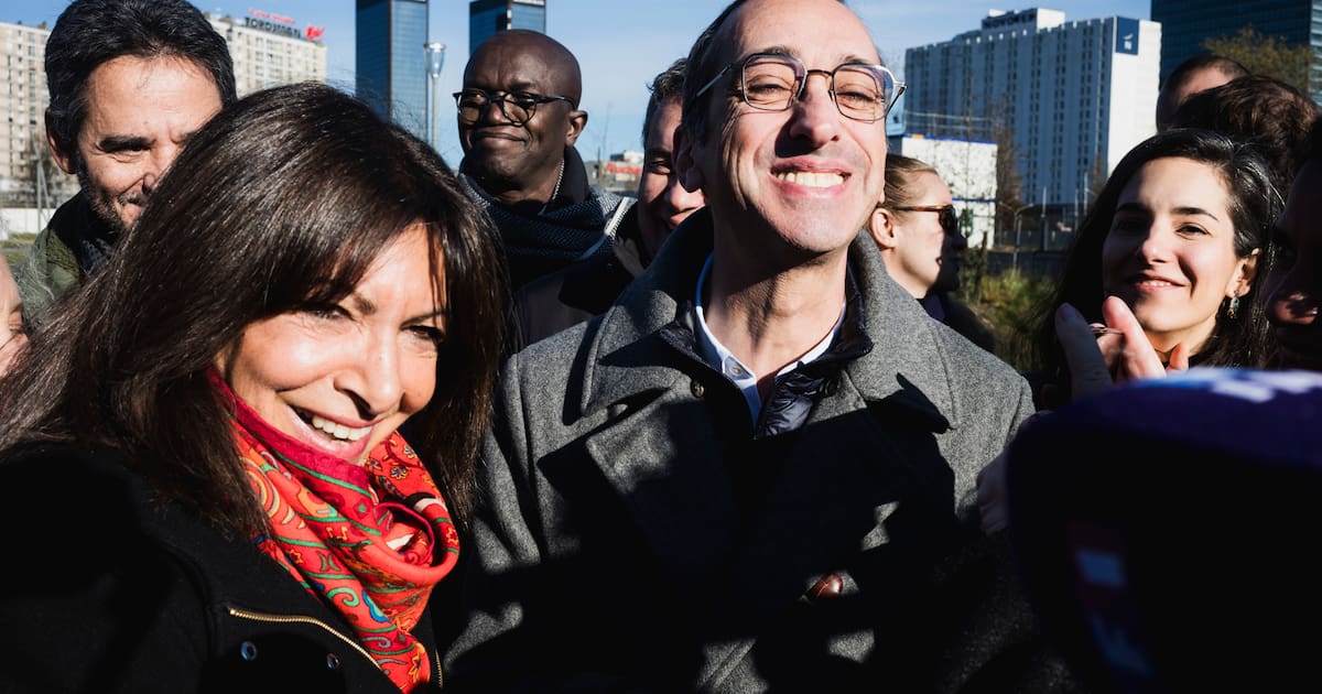 libe's tweet card. Les deux prétendants à la succession d’Anne Hidalgo, Emmanuel Grégoire et Rémi Féraud, devaient s’affronter devant les militants PS parisiens en mars. Mais le calendrier initialement prévu est...