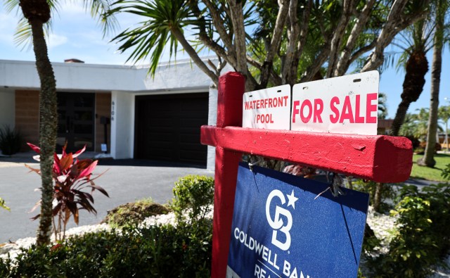 SunSentinel's tweet card. A quarter of Floridians surveyed are “seriously considering” moving elsewhere because of the high cost of living. Researchers concluded the cost of living is “the state’s pressure point…