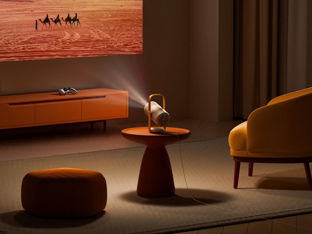 hardfanaticos's tweet card. El Xgimi Vibe One es un mini proyector Full HD con batería, Google TV y altavoces Dolby, ideal para disfrutar películas en casa...