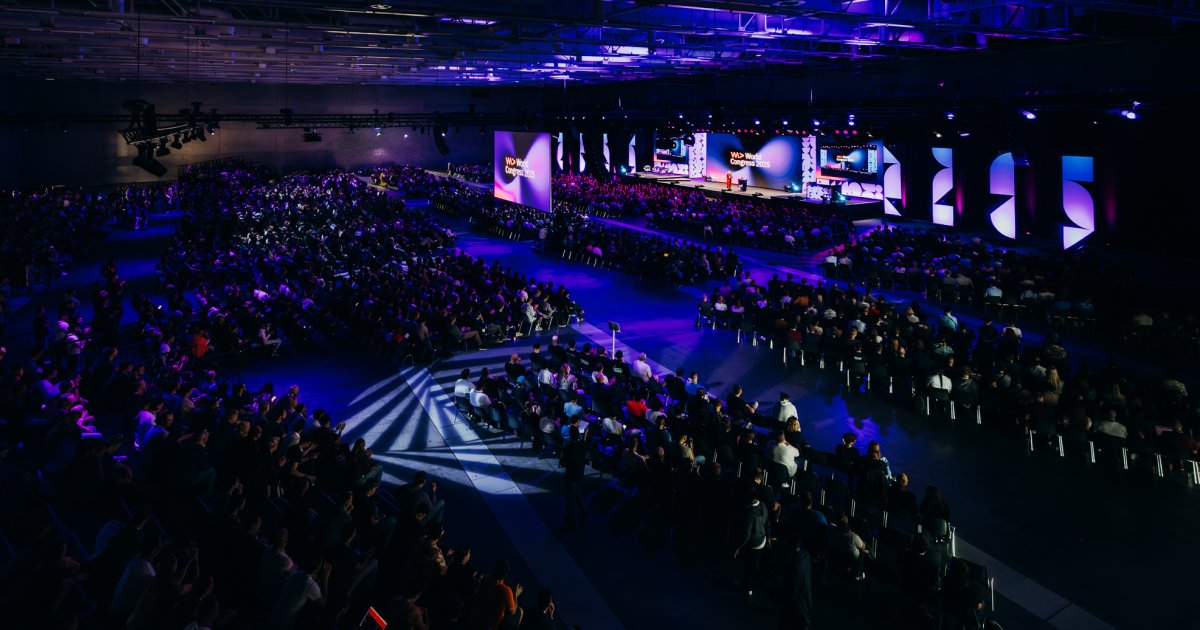 SAPLeanIX's tweet card. The global developer community meets once again at the WeAreDevelopers World Congress to connect with peers and get recent insights on software development, best practices and future tech trends -...