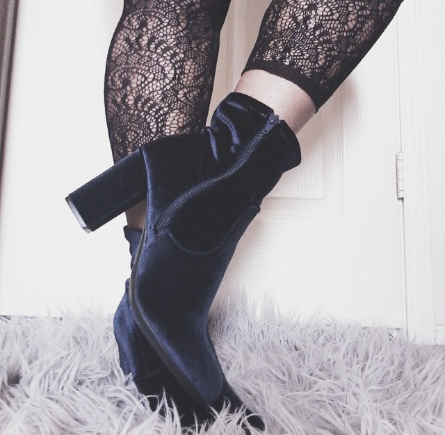 StylishNatonya's tweet card. WINTER TO SPRING TRANSITION Spring is almost officially here! One exciting thing about this season is the wardrobe update. For some of you, it’s time to put away the parkas and bring out the light …