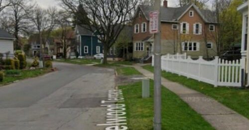 Tweet card summary image