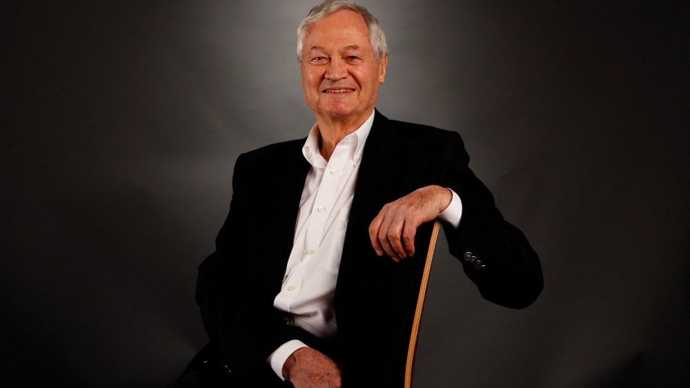 Variety's tweet card. Roger Corman, who directed and produced hundreds of B movies and discovered Jack Nicholson, Martin Scorsese and Robert De Niro, has died. He was 98.