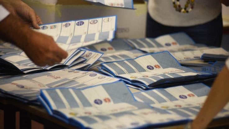 ap_design88's tweet card. I parlamentari vogliamo sceglierli noi