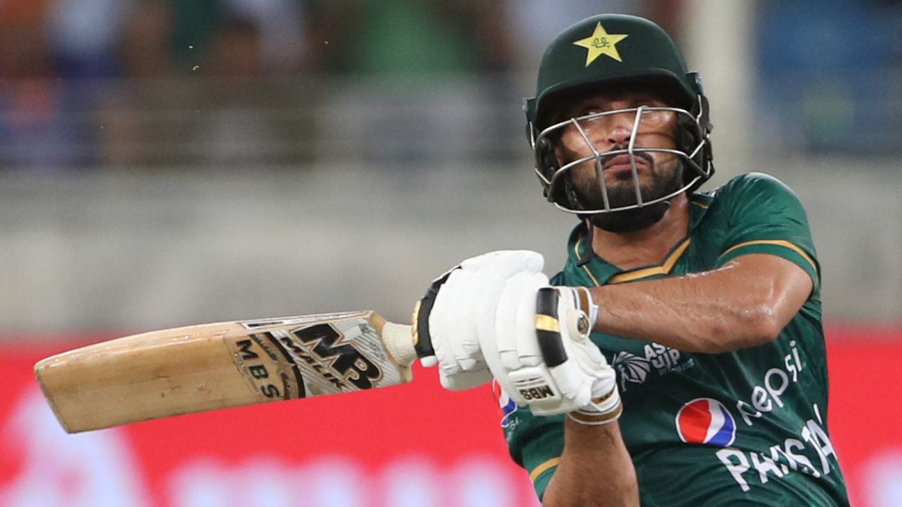 _FarhanAnsari_'s tweet card. Live Cricket Scoreboard: Get Bangladesh vs Pakistan 6th Match, cricket scorecard, New Zealand T20I Tri-Series 2022/23 dated October 13, 2022.