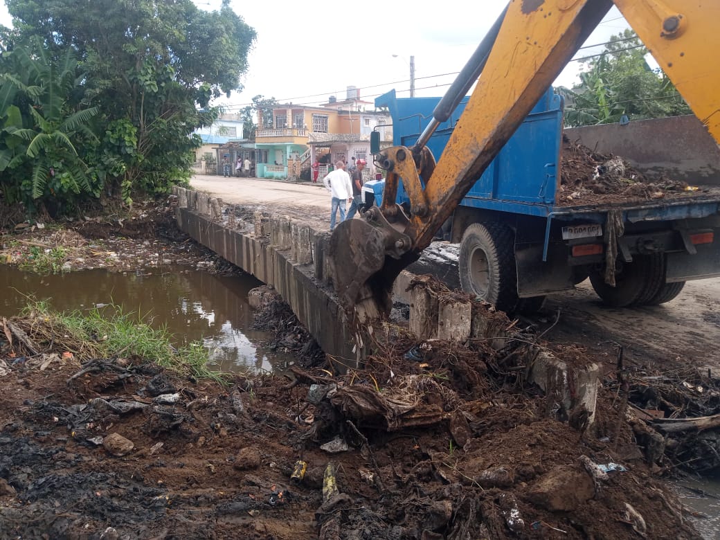 guide_e2025's tweet card. No podemos hacer gastos innecesarios pero tenemos que utilizar todos los recursos que tengamos que utilizar en función de salvar las vidas humanas", así reflexionó el Presidente del Consejo de...