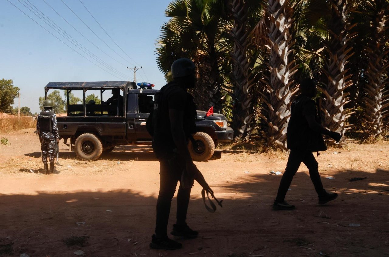 vaticannews_es's tweet card. Tras los últimos secuestros en dos escuelas y el ataque a una iglesia pentecostal, la Conferencia Episcopal insta al gobierno a implementar medidas ...